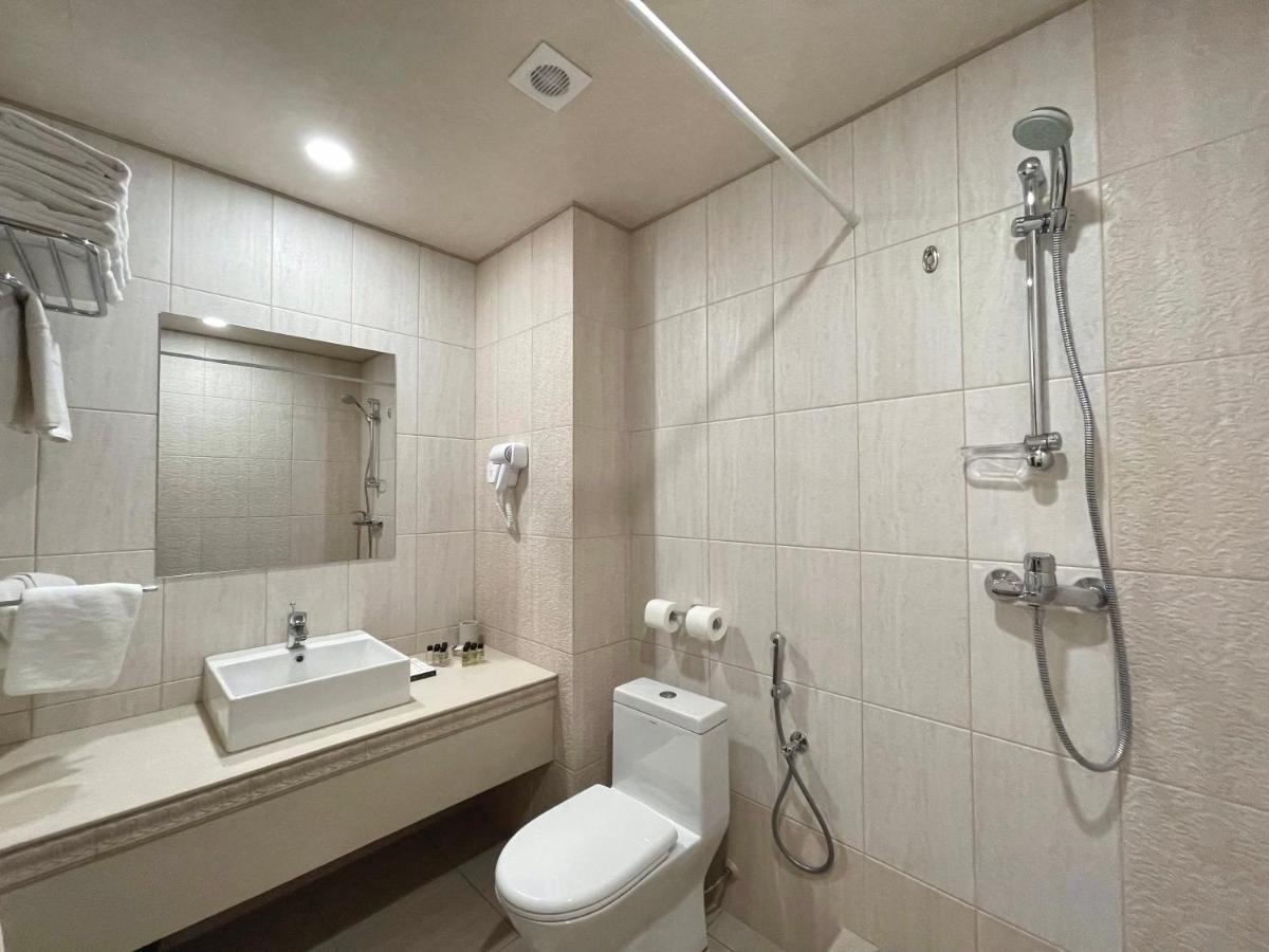 Hotel Gloria Deluxe Borovoe Bagian luar foto