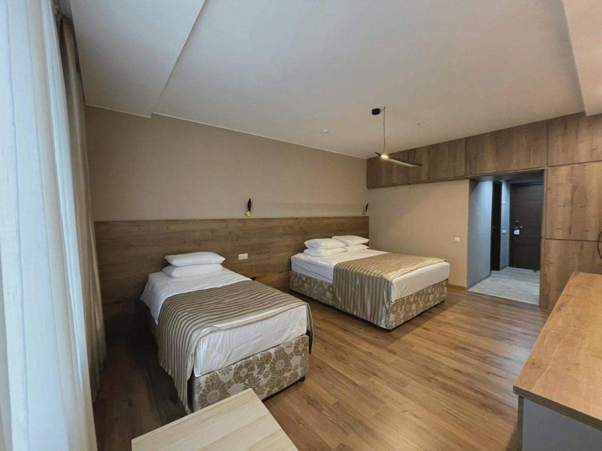 Hotel Gloria Deluxe Borovoe Bagian luar foto