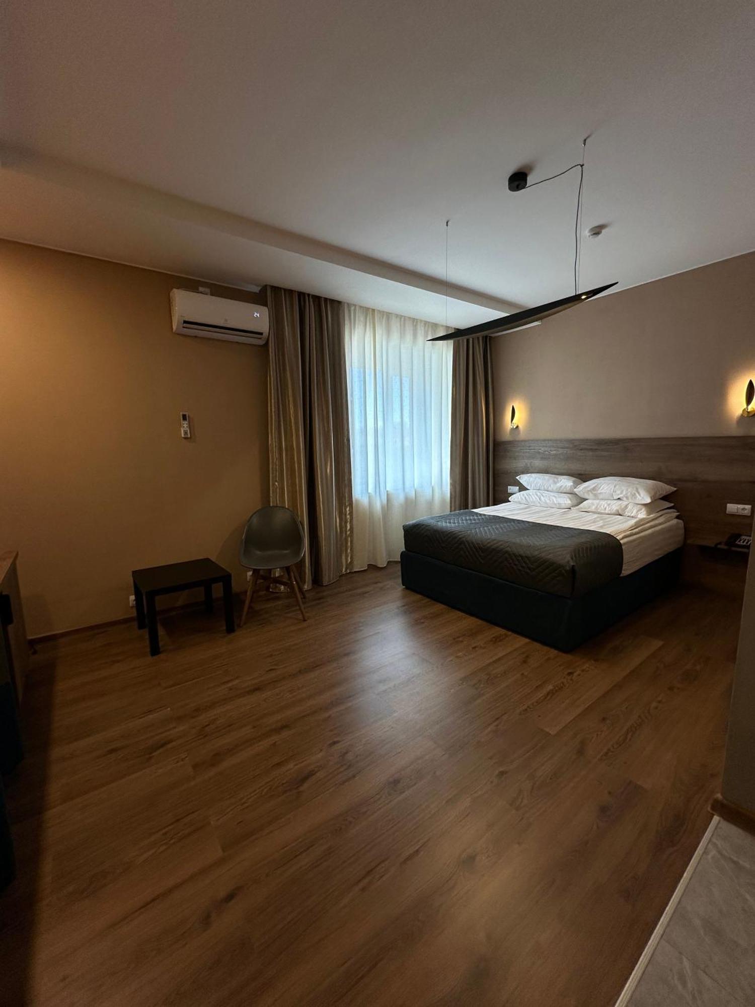 Hotel Gloria Deluxe Borovoe Bagian luar foto